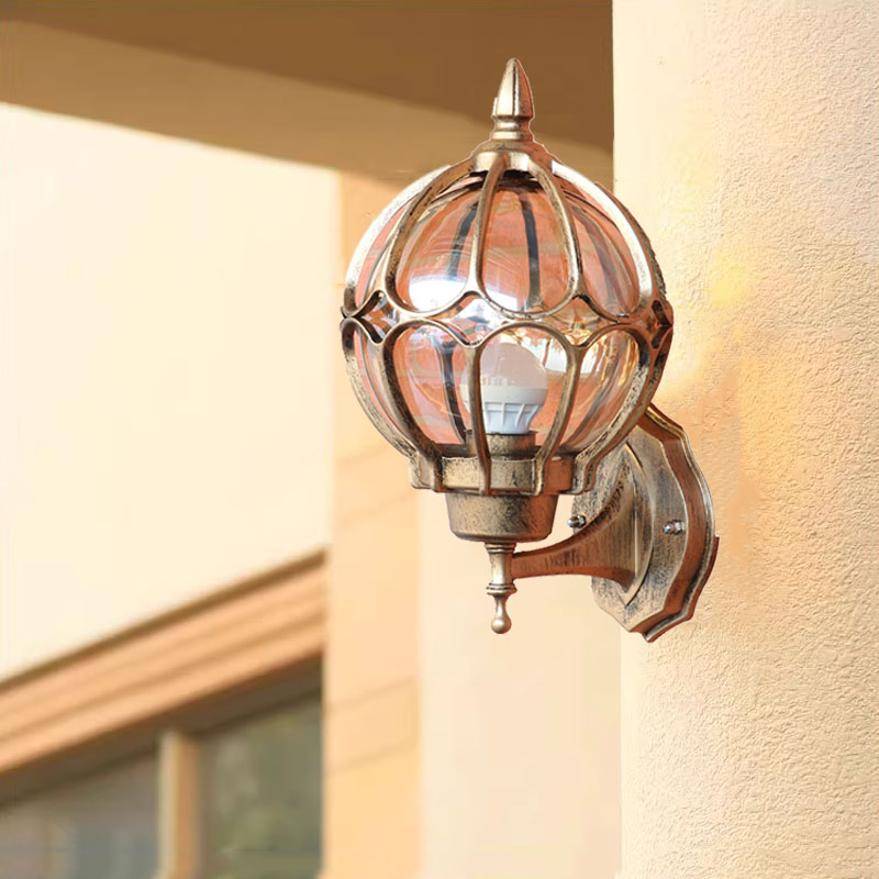 Home Security Yard Sign - Retro ยุโรปโคมไฟติดผนังกลางแจ้ง Villa Garden Porch Wall